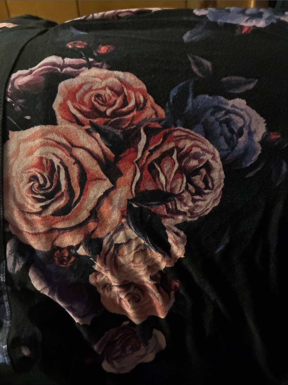 Women’s Black Floral Rose Print leggings